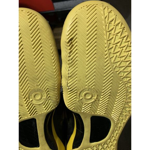 Size 11- Nike Kobe 8 Sulfur Electric 2012 Reglued And Wearable 555035-001